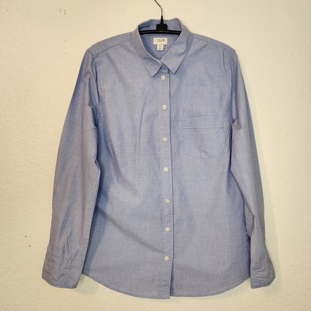J. Crew Factory Women's Classic Blue Button-Down Shirt, Size‎ M